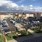 Apartment Cosy Idealement Place Centre Issoire-superbe Vue Sancy Et Livradois-forez-wifi Issoire