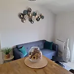 Apartamento Cosy Idéalement Placé Centre Issoire-superbe Vue Sancy Et Livradois-forez-wifi Issoire