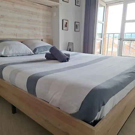 Appartement Cosy Idealement Place Centre Issoire-Superbe Vue Sancy Et Livradois-Forez-Wifi Апартаменты