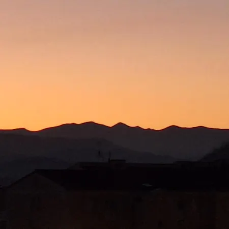 Cosy Idealement Place Centre Issoire-superbe Vue Sancy Et Livradois-forez-wifi * Issoire