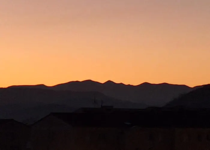 Appartement Cosy Idealement Place Centre Issoire-Superbe Vue Sancy Et Livradois-Forez-Wifi * Иссуар